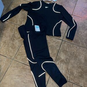 Sleek Nike Black Dri-fit Training Set